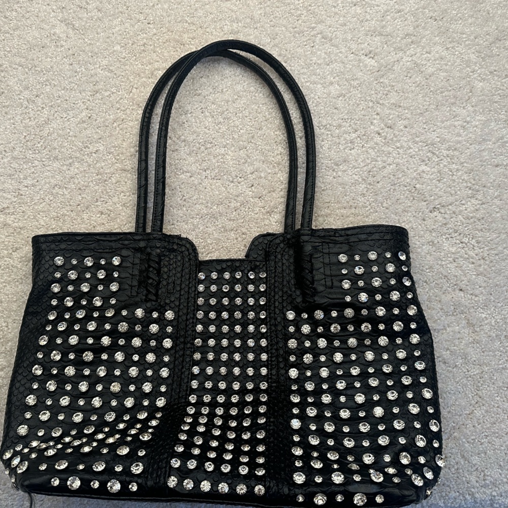 Elegant Black Shoulder Bag